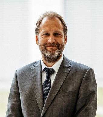 Dr. Jörg-Uwe Schäfer