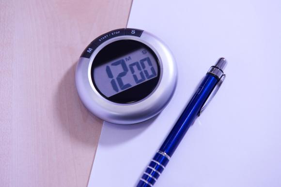 Stoppuhr mit Anzeige von 12 Minuten