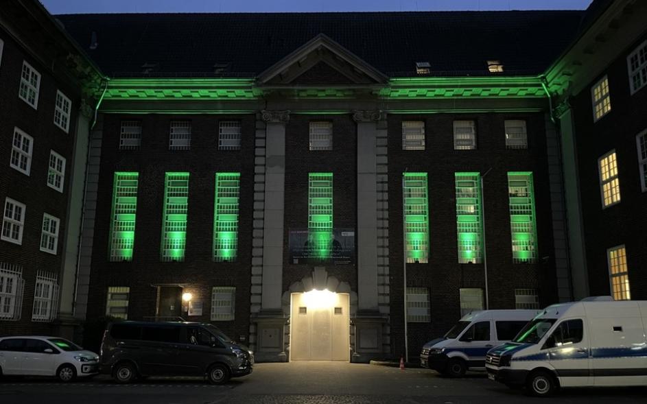JVA Hamm grün illuminiert