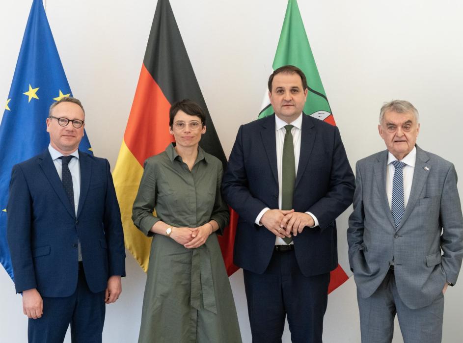 Pressegespräch Maßnahmenpaket Solingen