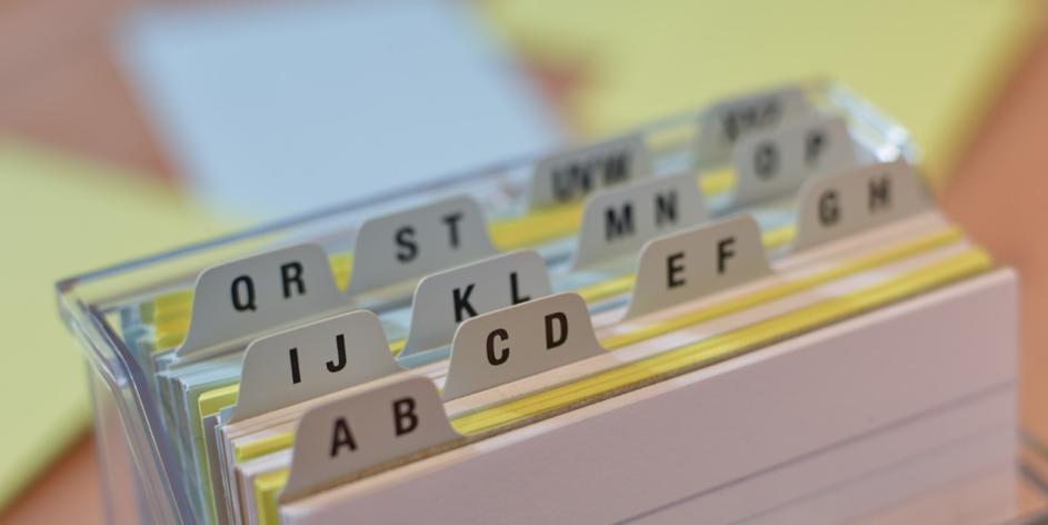 Karteiblätter - alphabetisch