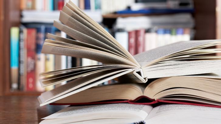 Bücherstapel